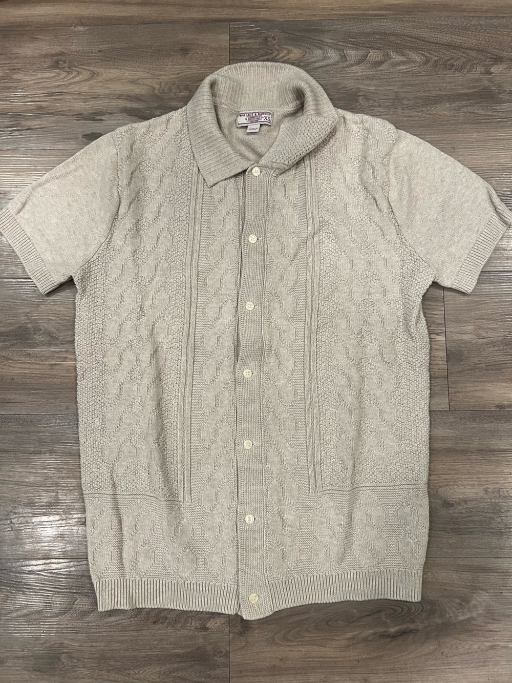 Beautiful Wallace & Barnes Men’s Short-Sleeve Cable Knit Cardigan Sweater.